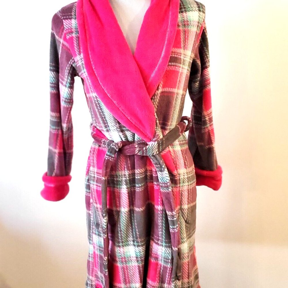 Ulta Beauty Women's Size Small/Medium Pink Grey White Plaid Long Sleeve Robe EUC